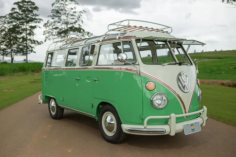 Volkswagen T1 Vollständig restauriert 1.5l 52PS Vergaser Samba Fenster (1975)