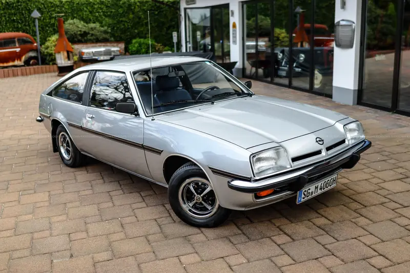 Opel Manta B CC in Grau Metallic, mit TÜV, H-Kennzeichen, stetige Wartung (1979)