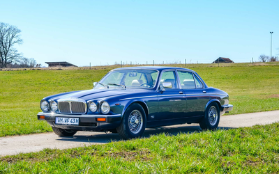 Daimler Double Six S3 (1988), owned for 27 years, Classic Analytics grade 2-, full service history, well-maintained original condition