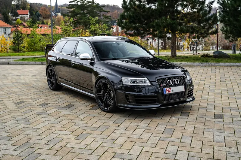 Audi RS6 C6 Phantom Schwarz Avant 5.0 V10 Bi-Turbo Quattro S Sportsitze vollständige Historie Carbon Paket (2009)