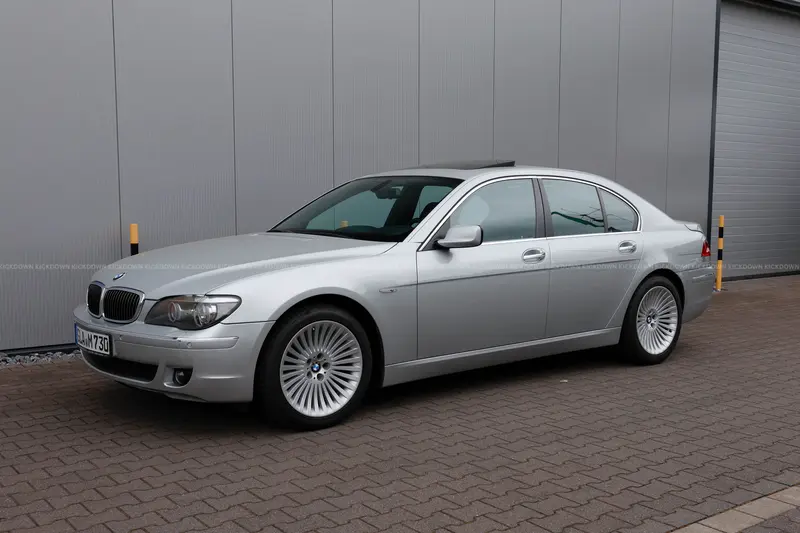 BMW 730d E65 lückenloses Scheckheft, gepflegter Originalzustand, Motor neu abgedichtet (2006)