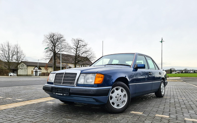 Mercedes-Benz W124 280E (1993)