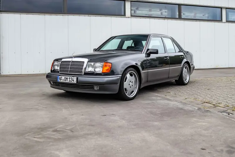Mercedes-Benz W124 500E Restauriert 5,0-Liter-V8-Motor 326 PS guter Zustand mit Wertgutachten (1992)