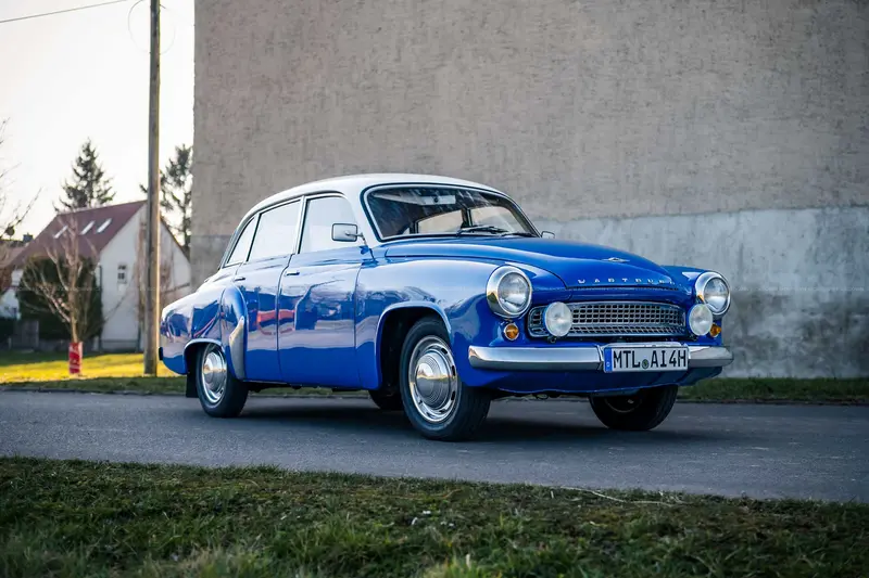 Wartburg 311 (1957), H license plate, completely repainted