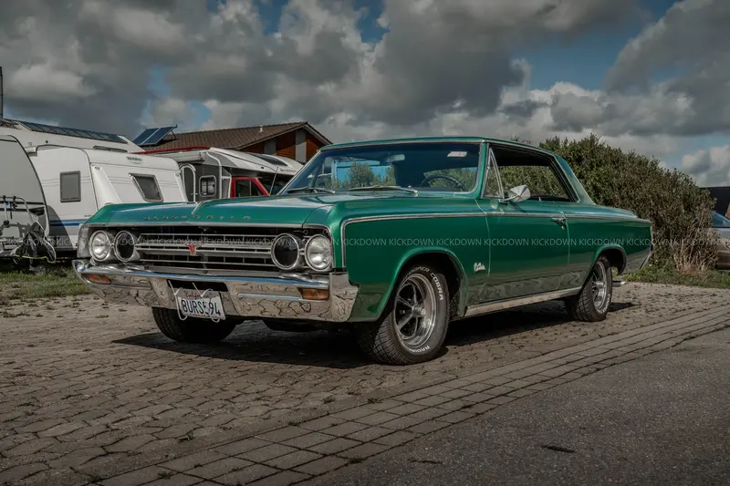 Oldsmobile Cutlass Coupe