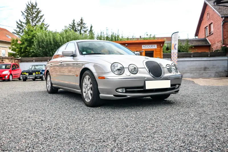 Jaguar S-Type 4.0 V8 aus 1. Hand Laufleistung nur 45.000 km Matching Numbers (1999)