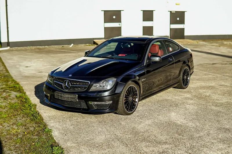 Mercedes-Benz C63 AMG Coupé C204 (2013), MwSt. ausweisbar, erst 39.000 Kilometer, sehr gepflegt
