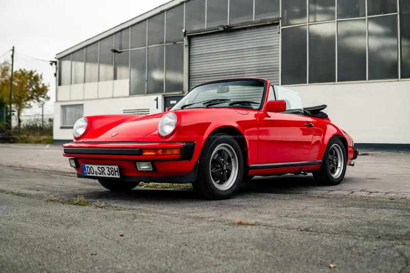 Porsche 911 Carrera G-model convertible with grade 2+ appraisal from 2020 (1988)