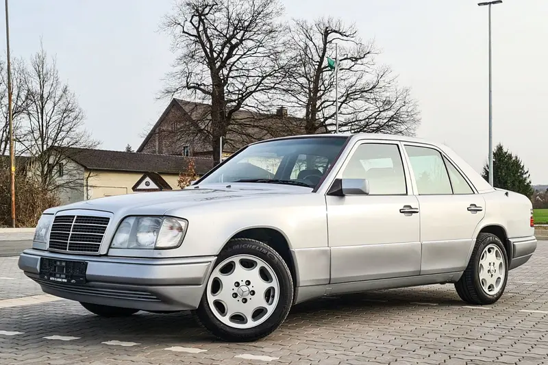 Mercedes-Benz W124 280E Scheckheft (1994)