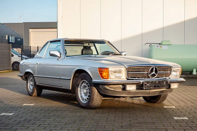 Mercedes-Benz R107 SL 380 Astralsilber Hardtop aktuelle HU (1982)