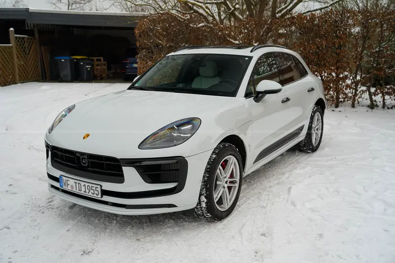 Porsche Macan S (2022), only 8,268 kilometers, very good equipment, serviced in November, first owner