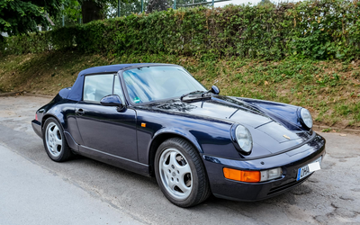 Porsche 911 964 Carrera 2 Cabriolet (1994), 1. Hand, einer der letzten mit umfangreicher Sonderausstattung, blaues Stoffverdeck mit Reißverschlussöffnung