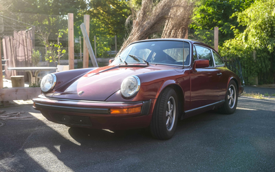 Porsche 911 S 2.7 from 3rd hand matching numbers with sunroof Bordeaux Metallic (1977)