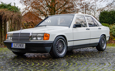 Mercedes Benz W201 190 1. Serie deutsche Erstzulassung 81t km vollst. Scheckheft (1982)