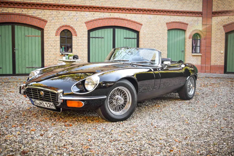 Jaguar E-Type Cabrio Serie 3 5.3L V12 traumhafter Zustand schwarz/schwarz/schwarz Gutachten Zustand 2 (1973)