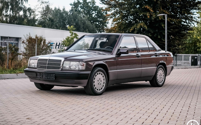 Mercedes-Benz W201 190E 2.3 electric sunroof very good condition from private collection (1993)