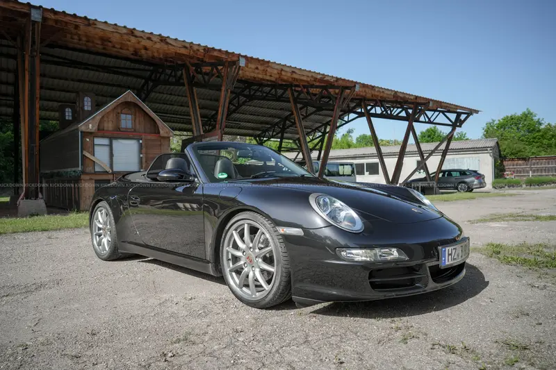 Porsche 997 Carrera Cabriolet (2007), erst 37.000 Kilometer, Scheckheft, 2. Hand, Klappenabgasanlage, Lederpaket