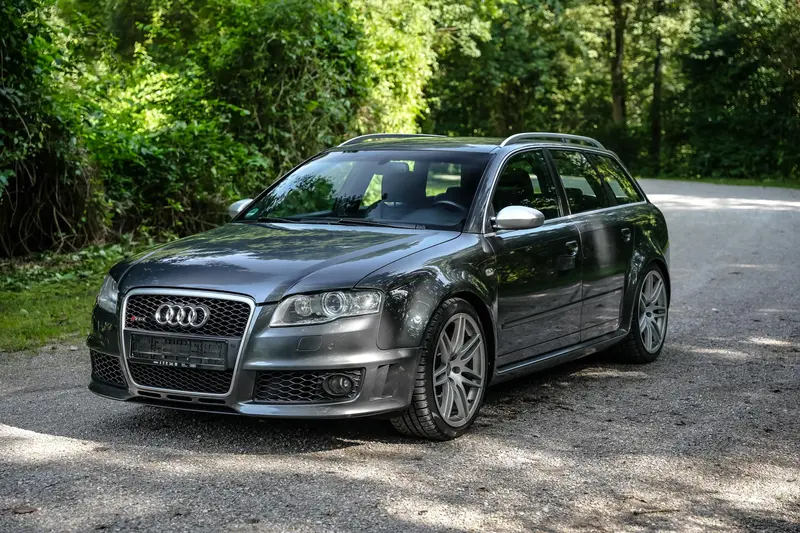 Audi B7 RS4 Avant with optimization to 460 hp (2006)