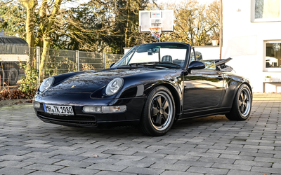 Porsche 993 Cabriolet in blue Restored Engine overhauled Bilstein suspension Appraisal Note 2+ (1995)