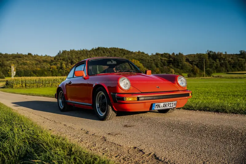 Porsche 911 Carrera 3.0 Coupé (1977), rare 3.0 model, matching numbers, value appraisal grade 2-