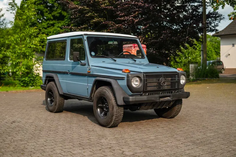 Mercedes-Benz W460 300 GD Turbo (1980), OM617 engine, interior restored