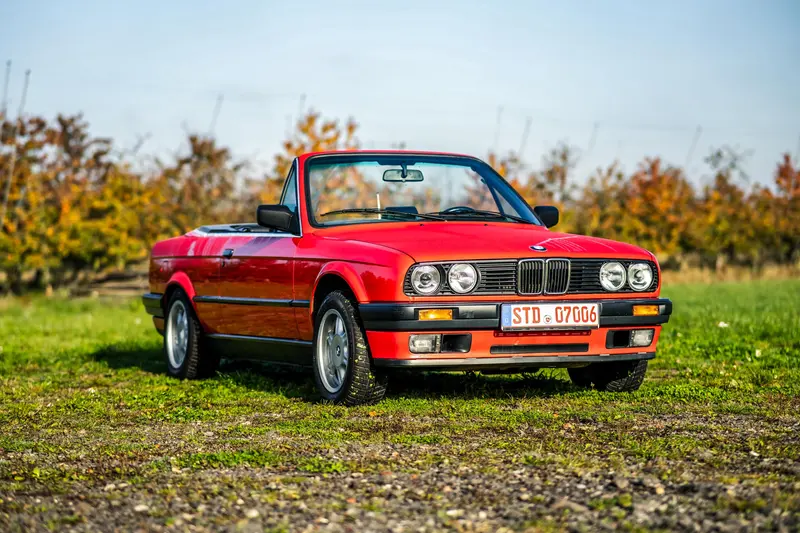 BMW E30 318i Cabriolet aus deutscher Erstzulassung Umfangreiche Ausstattung mit H-Kennzeichen (1992)