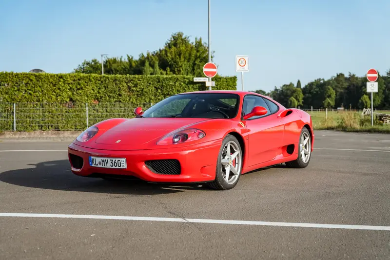 Ferrari 360 Modena mit Schaltgetriebe (2003), 2. Hand, immer bei Ferrari gewartet, Gutachten Note 1-