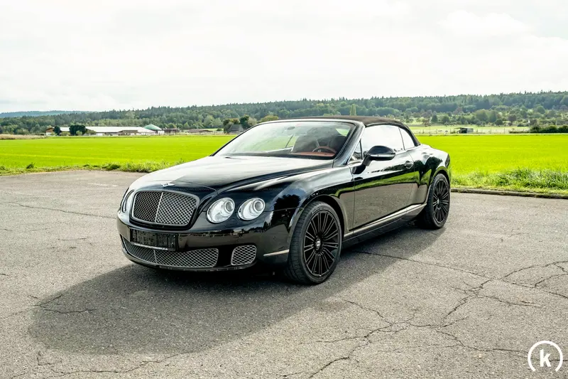 Bentley Continental GTC Speed W12 engine 610 hp Memory seats Multi-zone automatic climate control Second-hand (2011)