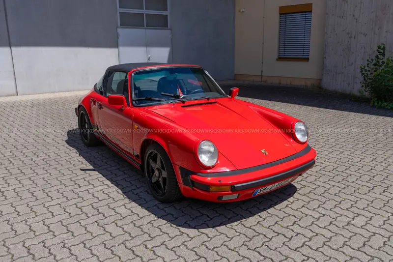 Porsche 911 SC 3.0 Targa (1980), deutsche Erstauslieferung, Karosserie neu lackiert und Motor revidiert, frischer Service